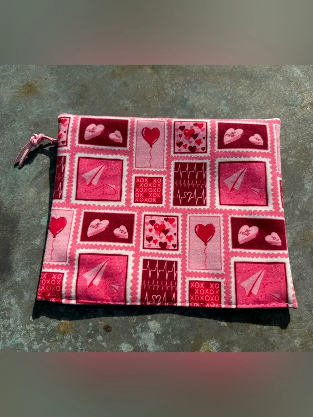 Makeup Junkie XL Multi Use Pouch- Valentine Print